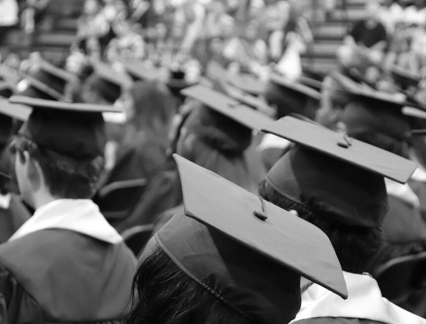 Ecco l’Università di Google: in sei mesi la laurea digitale con Google Career Certificate Ecco l’Università di Google: in sei mesi la laurea digitale con Google Career Certificate